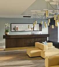 Kettenbruecke Lobby Reception NEU