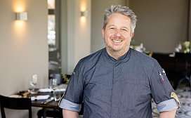 Portrait Joerg Kroells Kuechenchef