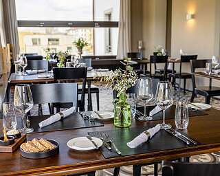 Gastraum 5A 8269 HDR